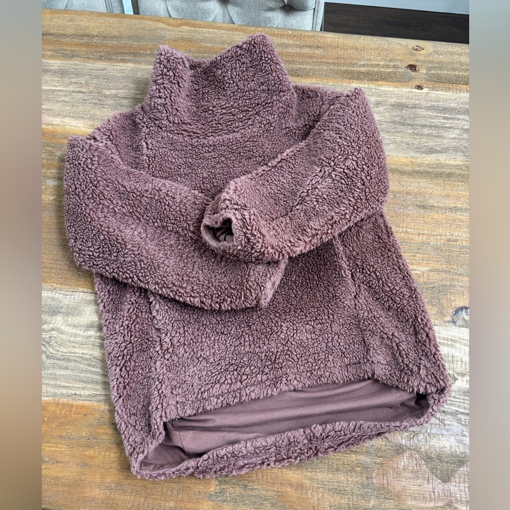 Mauve Lululemon Warm Restore Sherpa Pullover size 2